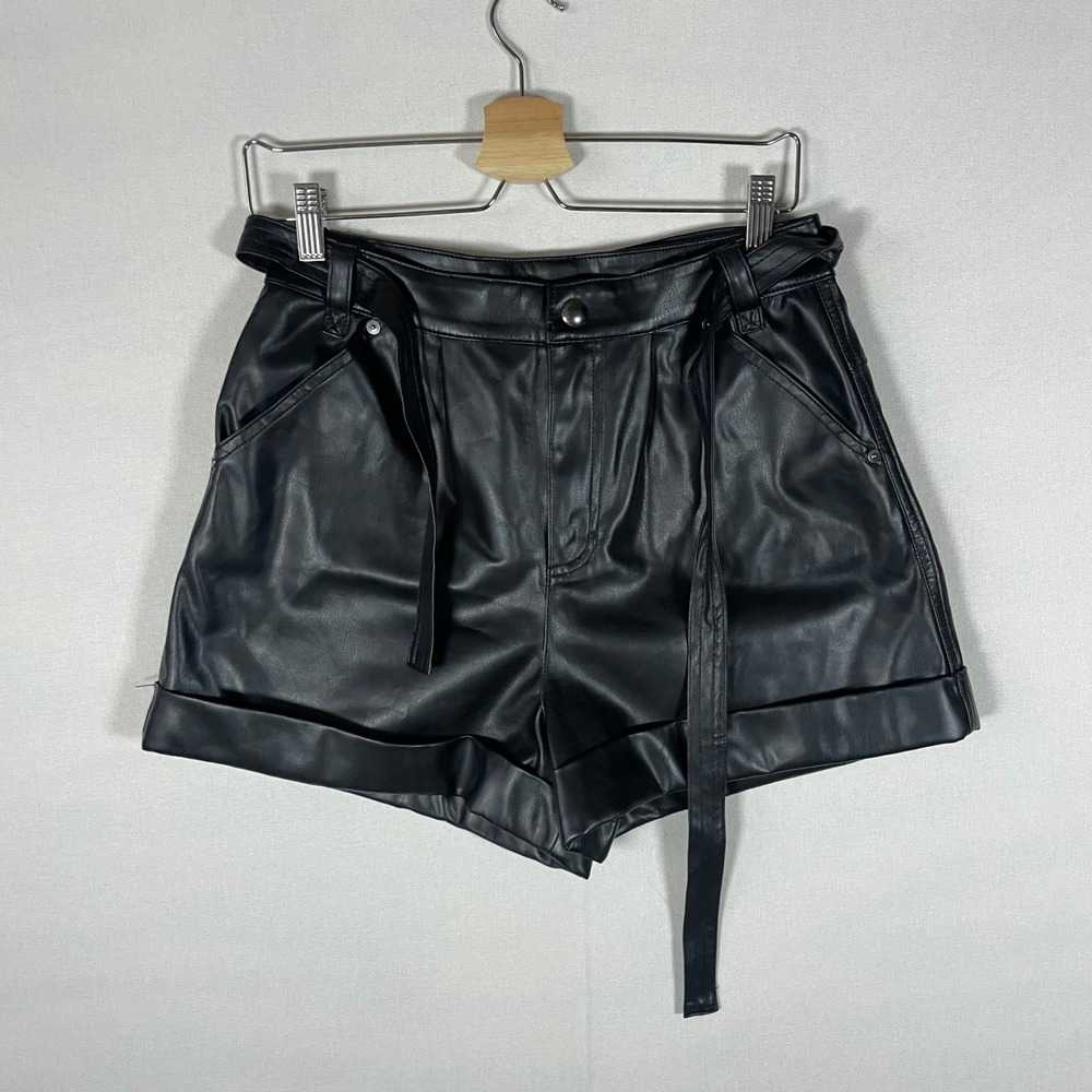 BLANKNYC Faux Leather Paperbag Waist‎ Shorts Black Belted Cuffed - Size 28 - Picture 2 of 10